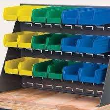 Estante con Gavetas